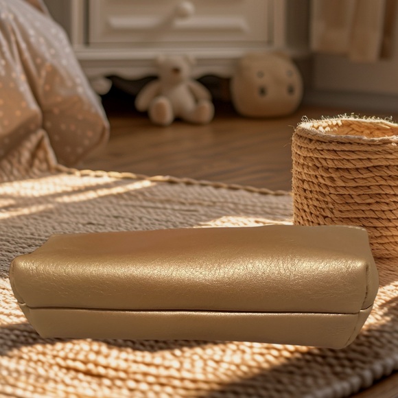 PLG Champagne Utility Bag! - Picture 3 of 6